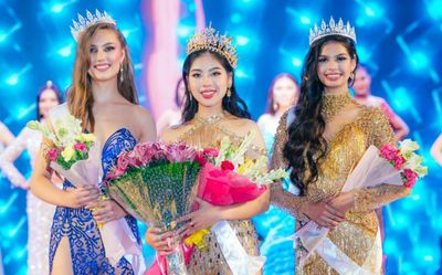 Đại diện Việt Nam - Ngô Ngọc Gia Hân đăng quang Miss Teen International 2022