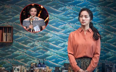 'Tình địch' Song Hye Kyo làm nên lịch sử tại Rồng Xanh 2022, Cbiz khóc ròng vì tiếc