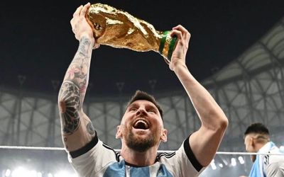 Messi: 'Vô địch World Cup là nhờ tập thể, tôi may mắn có mọi danh hiệu'