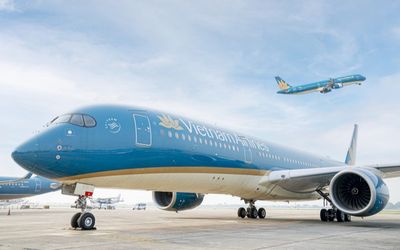 4 tiếp viên hàng không của Vietnam Airlines xách 10kg thuốc lắc và ma túy từ Pháp về Việt Nam bị tạm giữ