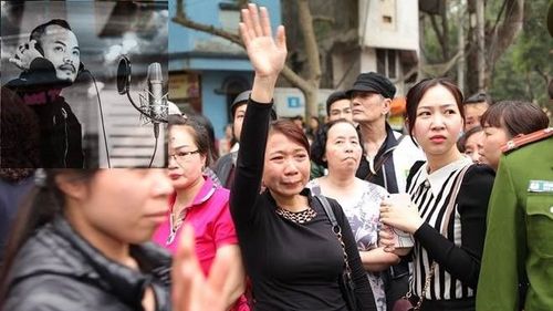 Xúc động hình ảnh bà con láng giềng vẫy tay chào linh cữu Trần Lập