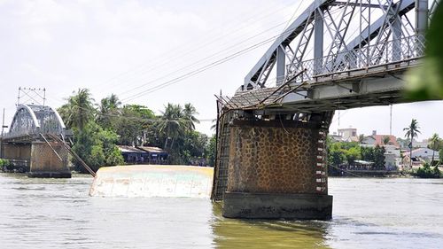 Phát hiện thi thể nam thanh niên nghi tử vong do sập cầu Ghềnh