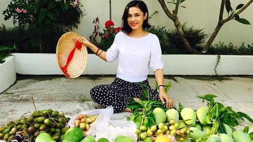 Không ở đâu xa, showbiz Việt cũng có một Việt Trinh sống hay ho như Lee Hyori