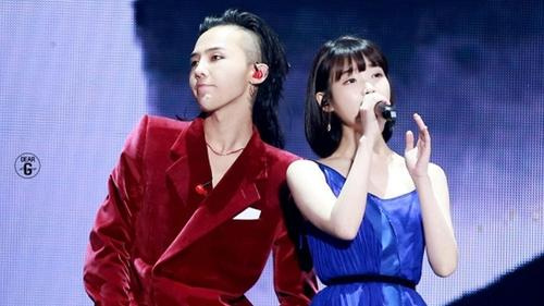 Đây là cách IU 'trả nợ' YG sau khi được G-Dragon hợp tác làm album?