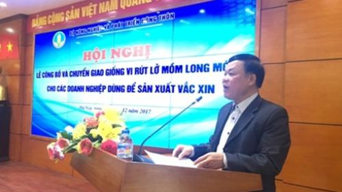 Lần đầu tiên Việt Nam sản xuất được vắc xin lở mồm long móng