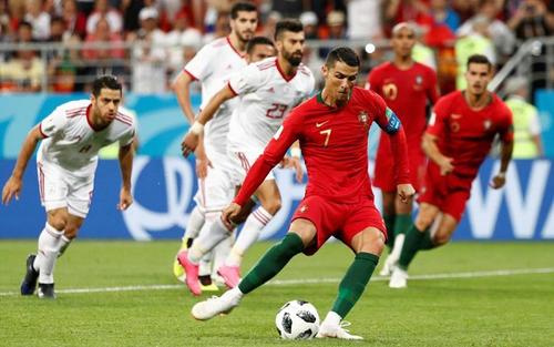 Người như Ronaldo có gì hơn Messi?