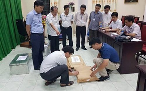 Vụ sửa điểm ở Hà Giang: Đã xác định người đưa chìa khóa phòng giữ bài thi cho ông Lương