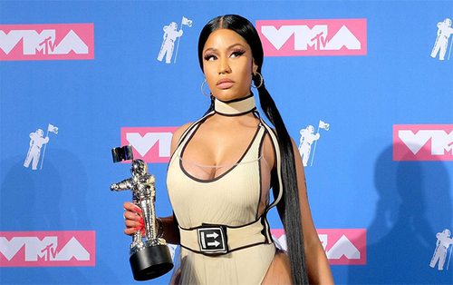 Mặc chỉ ra về với một giải, Nicki Minaj vẫn chiếm trọn spotlight tại VMAs là vì đâu?