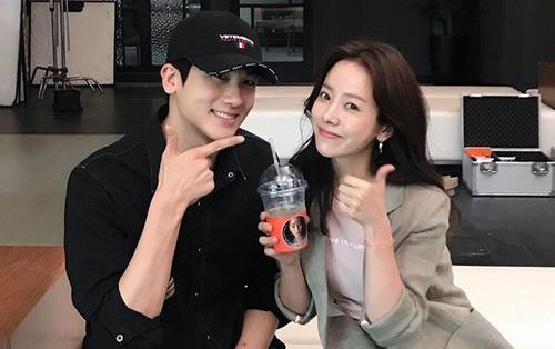 Han Ji Min quan tâm Park Hyung Sik tới mức nào mà fan bùng nổ cơn ghen?