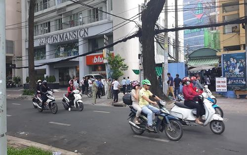 Vụ cô gái trẻ rơi từ tòa nhà Saigon Mansion xuống đất tử vong: Thư tuyệt mệnh hé lộ nguyên nhân