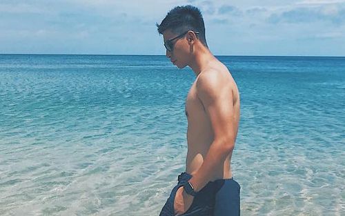 Kai Wang - chàng nhiếp ảnh gia đồng tính xứ Đài nhuộm sắc xanh biển vào cuộc sống