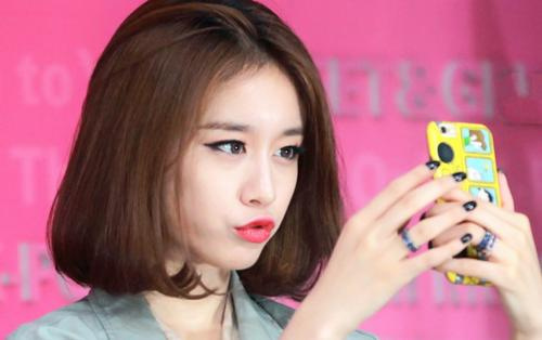 V-Queen's Việt chú ý: Các bạn có tin nhắn từ Park Jiyeon!