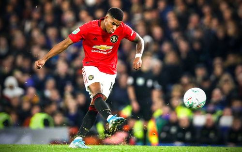 Fan M.U tranh cãi Rashford giống Messi hay Ronaldo sau siêu phẩm để đời