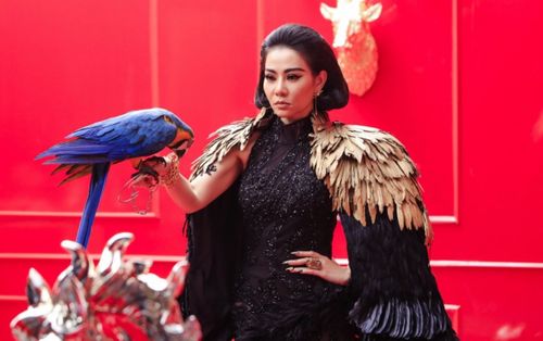 Thu Minh chính là 'trùm cuối' xuất hiện trong chung kết 'Miss University NHG 2020' tại ĐH Quốc Tế Hồng Bàng