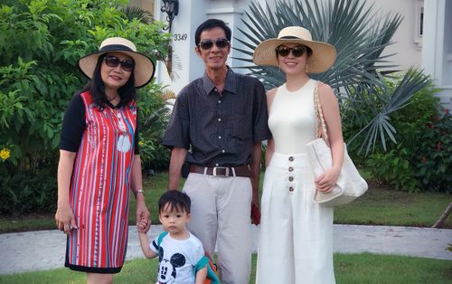 Dương Cẩm Lynh tiết lộ món quà ý nghĩa dành cho người thân khi lễ 8/3 vướng dịch Covid-19