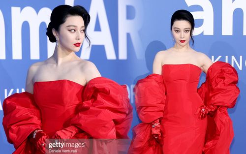 Zoom cận nhan sắc Phạm Băng Băng trên thảm đỏ dạ tiệc Cannes, đối diện 'hung thần' liệu còn đẹp?