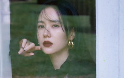'Rũ bỏ' hình ảnh nữ tính, Son Ye Jin gây choáng với diện mạo mới cực ngầu