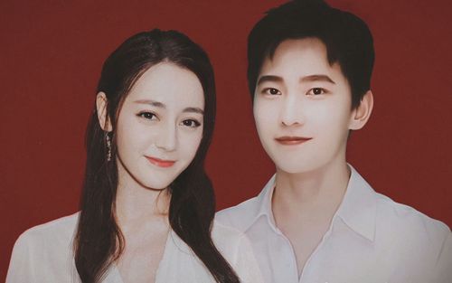 Giới giải trí bùng nổ khi Dương Dương và Địch Lệ Nhiệt Ba lộ ảnh đăng ký kết hôn
