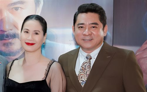 Nam diễn viên Việt bỏ phố về quê làm TikToker, nay tái xuất thảm đỏ với diện mạo khác lạ