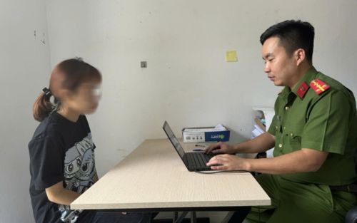 Nữ sinh lớp 10 ở Vĩnh Phúc đâm bạn nguy kịch vì nói xấu nhau