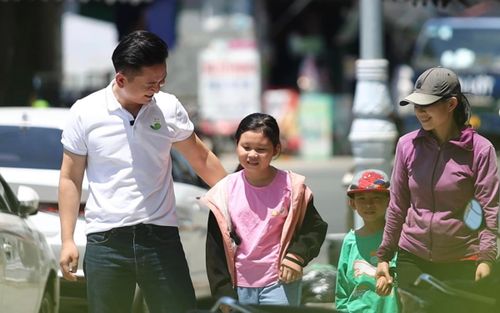 Cầm trịch 'Cặp lá yêu thương' suốt 9 năm, MC Hạnh Phúc: 'Tôi tự hào là một phần nhỏ của chương trình'