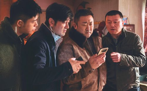 Review Vây Hãm: Kẻ Trừng Phạt: Nắm đấm của Ma Dong Seok có đủ mạnh để đánh bại Lật Mặt 7?