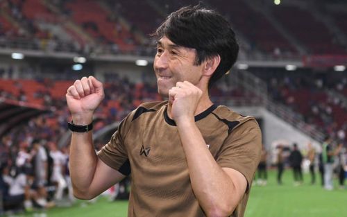 Bài tủ của HLV Thái Lan cho Nguyễn Xuân Son