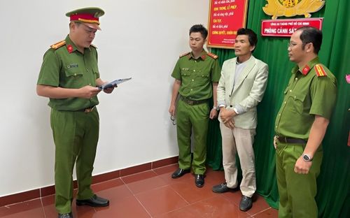 Bắt tạm giam doanh nhân Cao Văn Đạt
