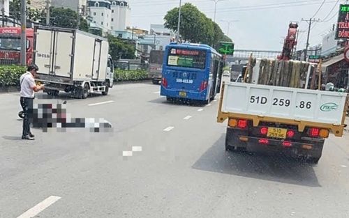 Thương tâm nữ sinh viên ở TP.HCM không qua khỏi sau va chạm với xe buýt