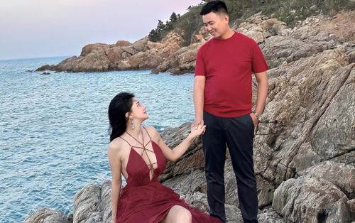 Bị tung 17 ảnh nhạy cảm, nữ diễn viên ê chề bỏ về quê, sắp sinh con đầu lòng