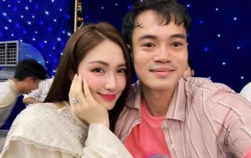 Hòa Minzy tuyên bố thẳng về tin sắp cưới Văn Toàn, gây dậy sóng cõi mạng