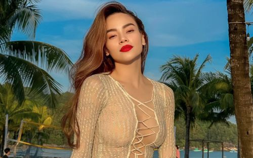 Hồ Ngọc Hà diện áo gợi cảm ôm sát khiến dân tình 'ngộp thở', lộ điểm vàng đắt giá ở tuổi 40