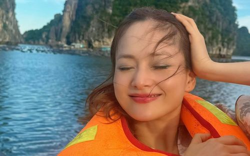 Xe sang 2 tỷ của Lan Phương