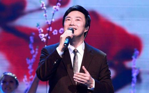 Nam ca sĩ gạo cội giải nghệ sau khi ba mẹ ruột qua đời, quyết tâm không lấy vợ hết phần đời còn lại