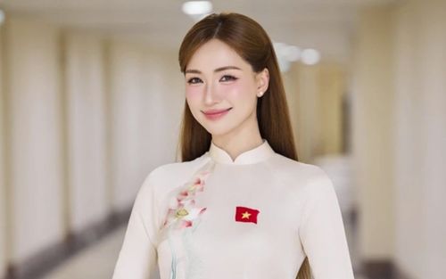 Hòa Minzy báo 'tin vui' khiến cả cõi mạng dậy sóng