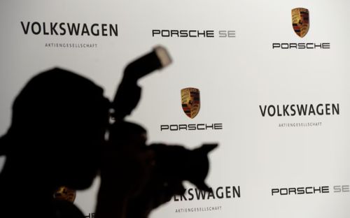 Porsche gặp khủng hoảng