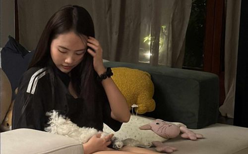 Phương Mỹ Chi tiếp tục công khai ảnh cùng 'chồng'