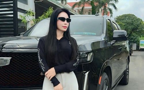 Chiếc xe hơn 300 triệu của bà chủ thẩm mỹ viện Mailisa