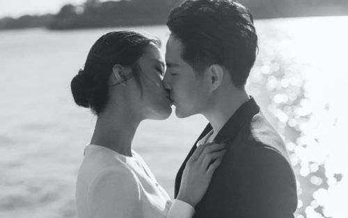 Nam ca sĩ Việt gây tiếc nuối khi dừng sự nghiệp để hỗ trợ bạn gái, tuổi 40 sống hạnh phúc bên vợ và hai con