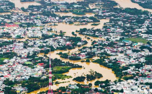 Khánh Hoà: Nhiều nơi 'chìm trong biển nước' do mưa lớn kéo dài