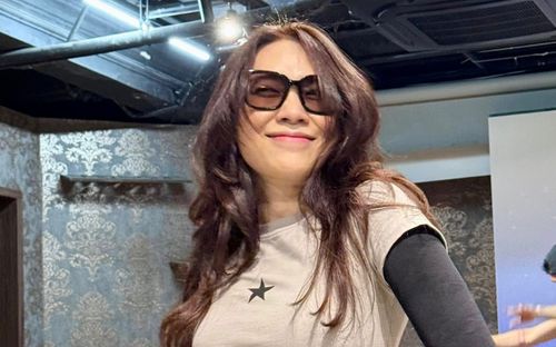 Thời trang U50 của Mỹ Tâm