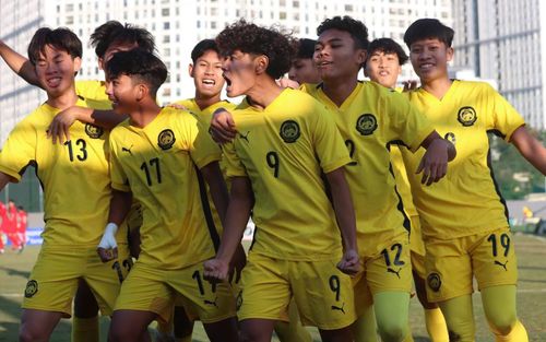 Tin tối 30/11: Malaysia chính thức bị loại