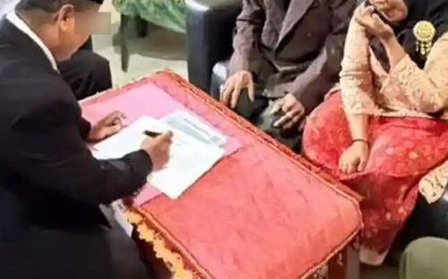 Ông cụ 110 tuổi cưới vợ 27 tuổi, bị cư dân mạng chỉ trích