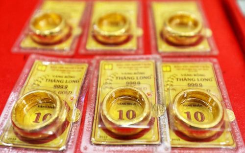 Giá vàng hôm nay (9/11): Vàng nhẫn tiếp tục 'nóng'