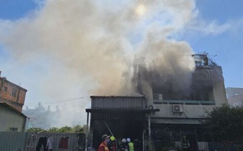 Người vợ ra ngoài quên tắt bếp, chồng ngủ trong nhà thì xảy ra sự việc kinh hoàng