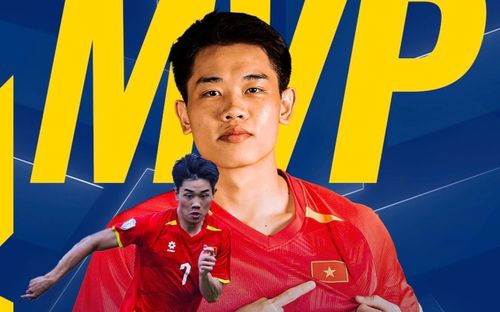 Tiền đạo Đình Bắc sẽ giành QBV 2025?