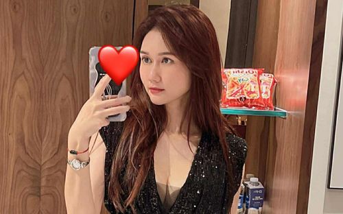 Chiếc điện thoại giá 8 chữ số của Hương Giang