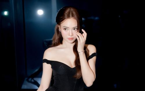 Ninh Dương Lan Ngọc diện váy buông lơi, khoe triệt để đôi chân dài