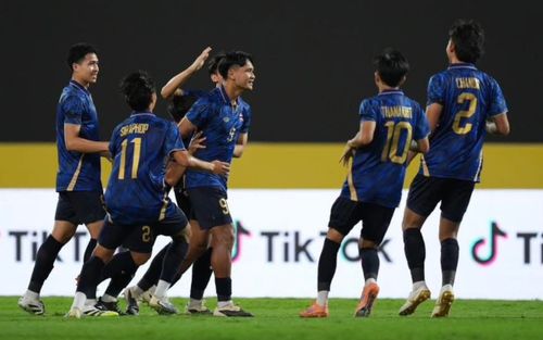 CĐV Thái Lan gay gắt đòi trao chức vô địch cho U22 Việt Nam