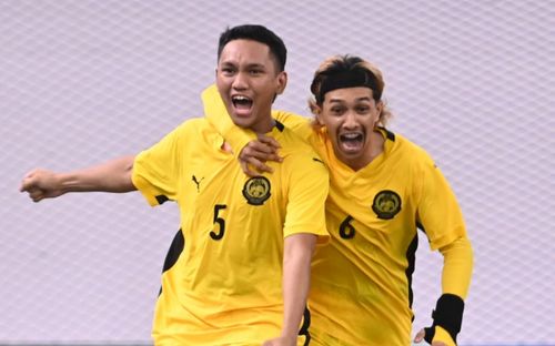 Malaysia thắng đậm tuyển Việt Nam